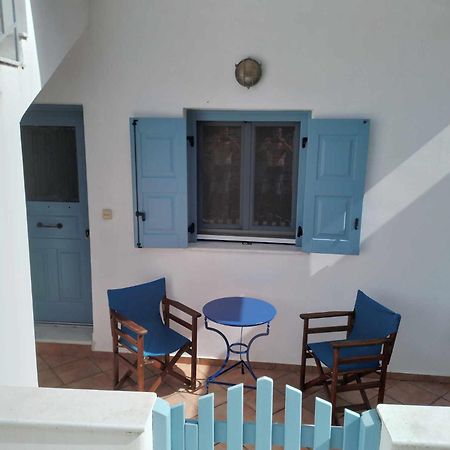 Blue House Villa Koronos Exterior photo
