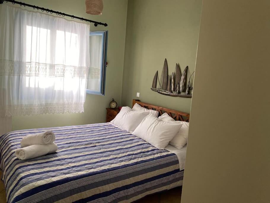 Blue House Villa Koronos Exterior photo